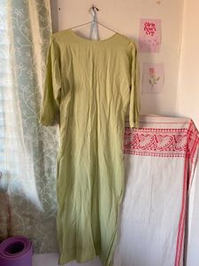 Elegant Green Embroidered Kurta