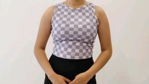 FITTED LAVENDER TOP