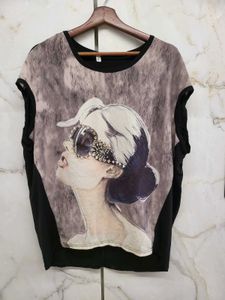 Unique Graphic Print T-Shirt