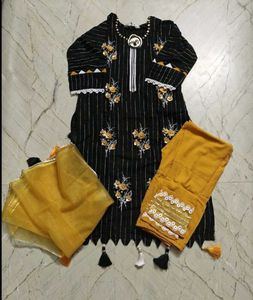black embroidered kurta with pant n dupatta
