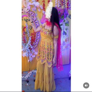 Only one time wore - Yellow Embroidered Kurta Set