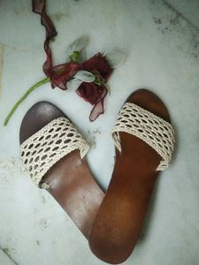 Flat Sandal