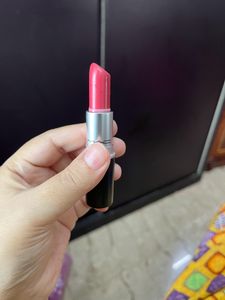 MAC Speak Louder Lipstick