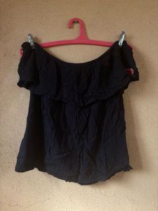 Black Offshoulder crop Top