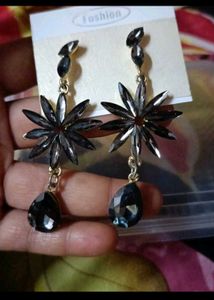 black ad stone earrings