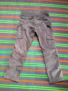 Grey Cargo Pants🔥