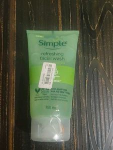 Simple Refreshing Facial Wash
