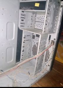 Lg Good Condition Cpu With Power Supply