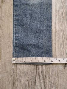 Ma1513 Ruff jeans waist 28 inches