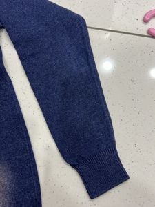 Boy&#39;s Blue Knit Sweatshirt