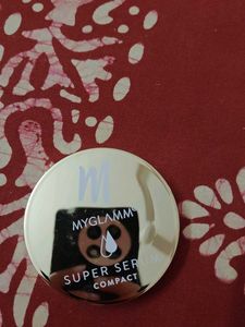 New MyGlamm Super Serum Compact
