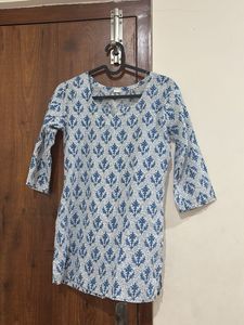 Blue Patterned Tunic Top