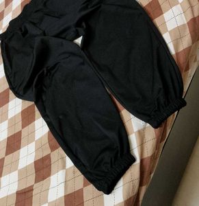 Women Black Slim-fit Joggers Style Track Suit