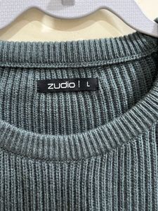 Cute Grey Cropped Sweater