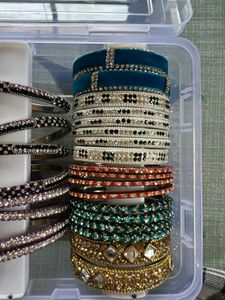 Lac Bangles