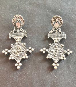 SilverOxidized Earring Silver Plated