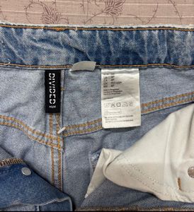 H&amp;M Acid Wash Distressed Denim Jeans