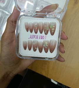 Press On Nails