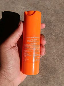 Foxtale Vitamin C Brightening Serum , only use for