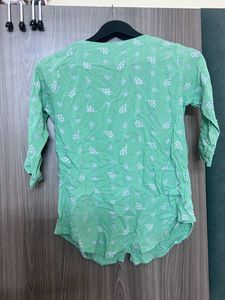 Shirt :15