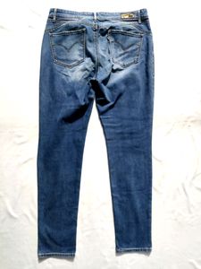Levi&#39;s Blue Jeans on OFFER