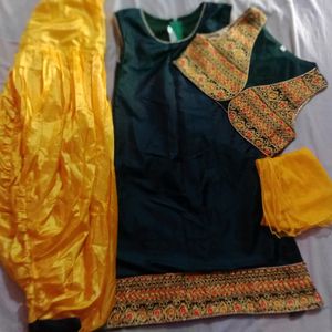 Patiyala Koti Suit💛