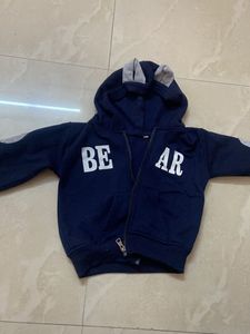 Comfy Winter Sweatshirt With Pants And A Free Cap