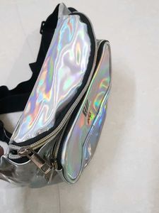 O20 Sling Bags