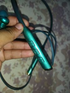 NECKBAND EARPHONE
