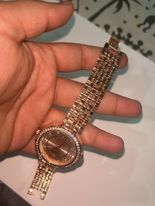 Guess Rose Gold Women&#39;s Watch