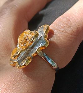 Sparkling Flower silver ring