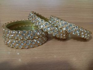 Sparkling Shadow Bangle Set