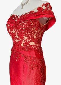 Red Embellished mermaid gown💖🎀🦋