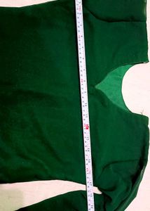 Elegant Green Naira Cut