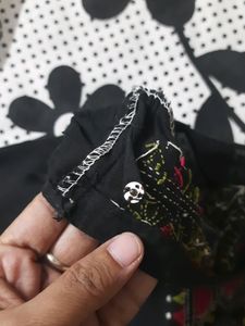 Black cotton kurta with kathastich design