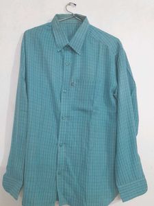 Vintage Teal Plaid Long-Sleeve Shirt