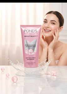 Pond's Bright Beauty Facewash
