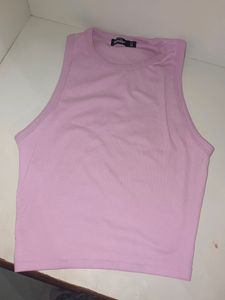 Set Of 3 Sleeveless Tops