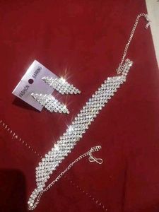 Stone necklace set