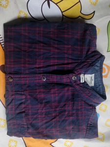 Men&#39;s Plaid Button-Down Shirt