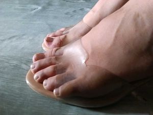Zaif Clear Strap Flats one time use product