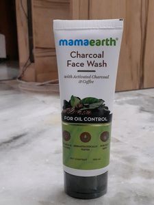 Mamaearth Charcoal Face Wash