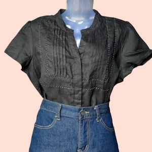Chic Black Top