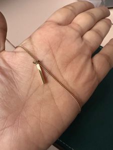 Gold Pendant Necklace