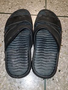 Black Slides - Comfort &amp; Style