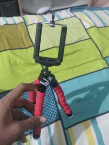 Flexible Phone Tripod with Mount