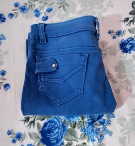 Stylish Blue Denim Jeans – Slim Fit Deni