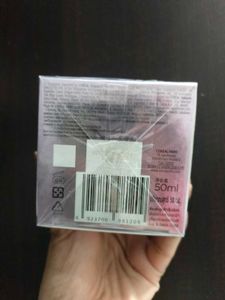 Loreal Paris Hyaluronic Acid Water Cream.