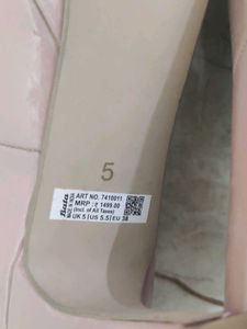 Bata Pink Patent Heels