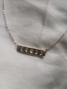 🌙 Phase Necklace